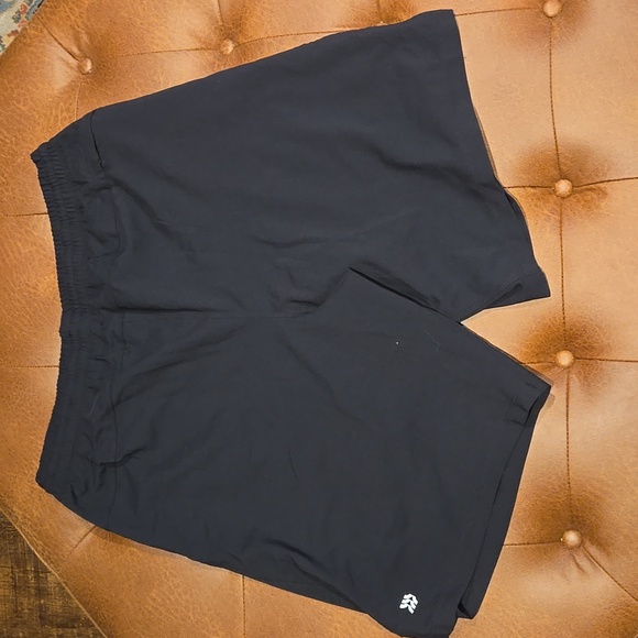 All In Motion Shorts - Picture 4 of 4